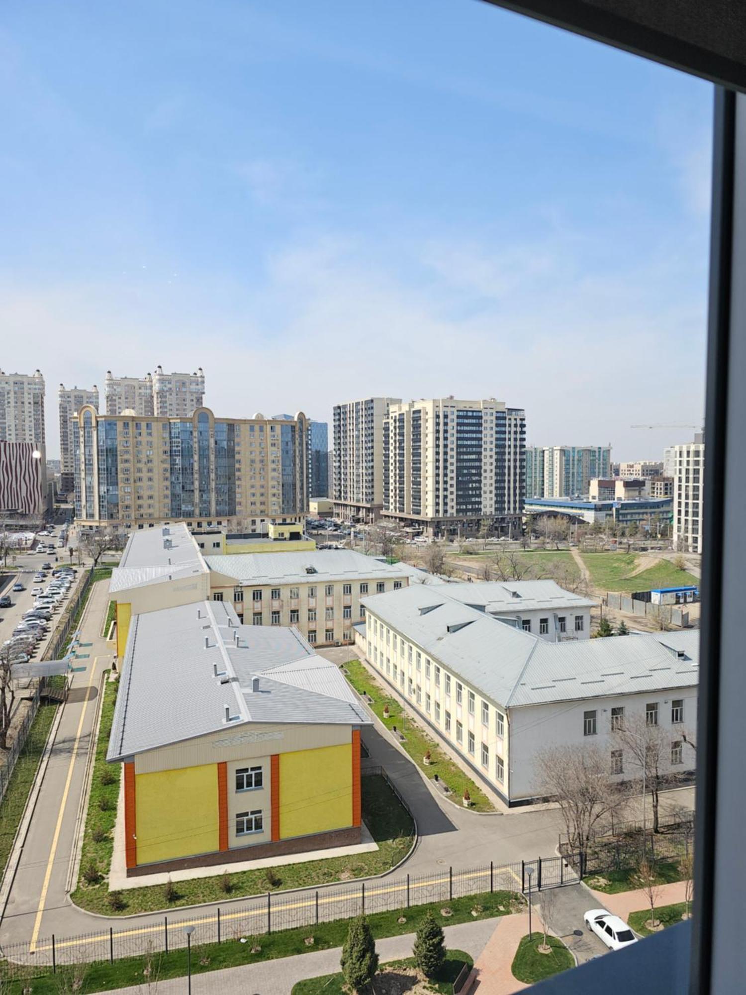3 Room Gagarin Park Residential Complex Near Mega Shopping Mall Almaty Exterior foto